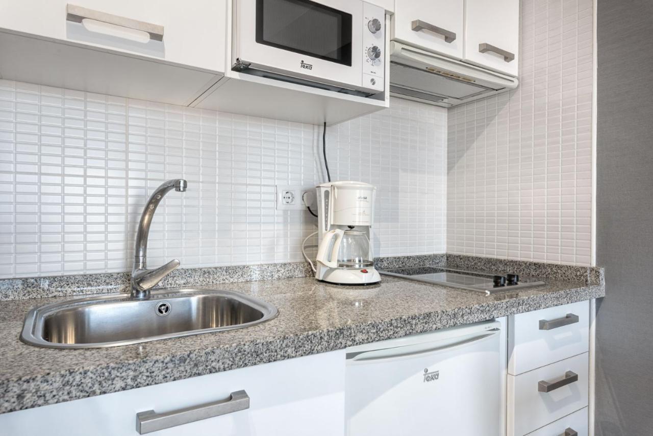 Susana Beach Apartment In Malaga By Solaga Holiday Homes Extérieur photo