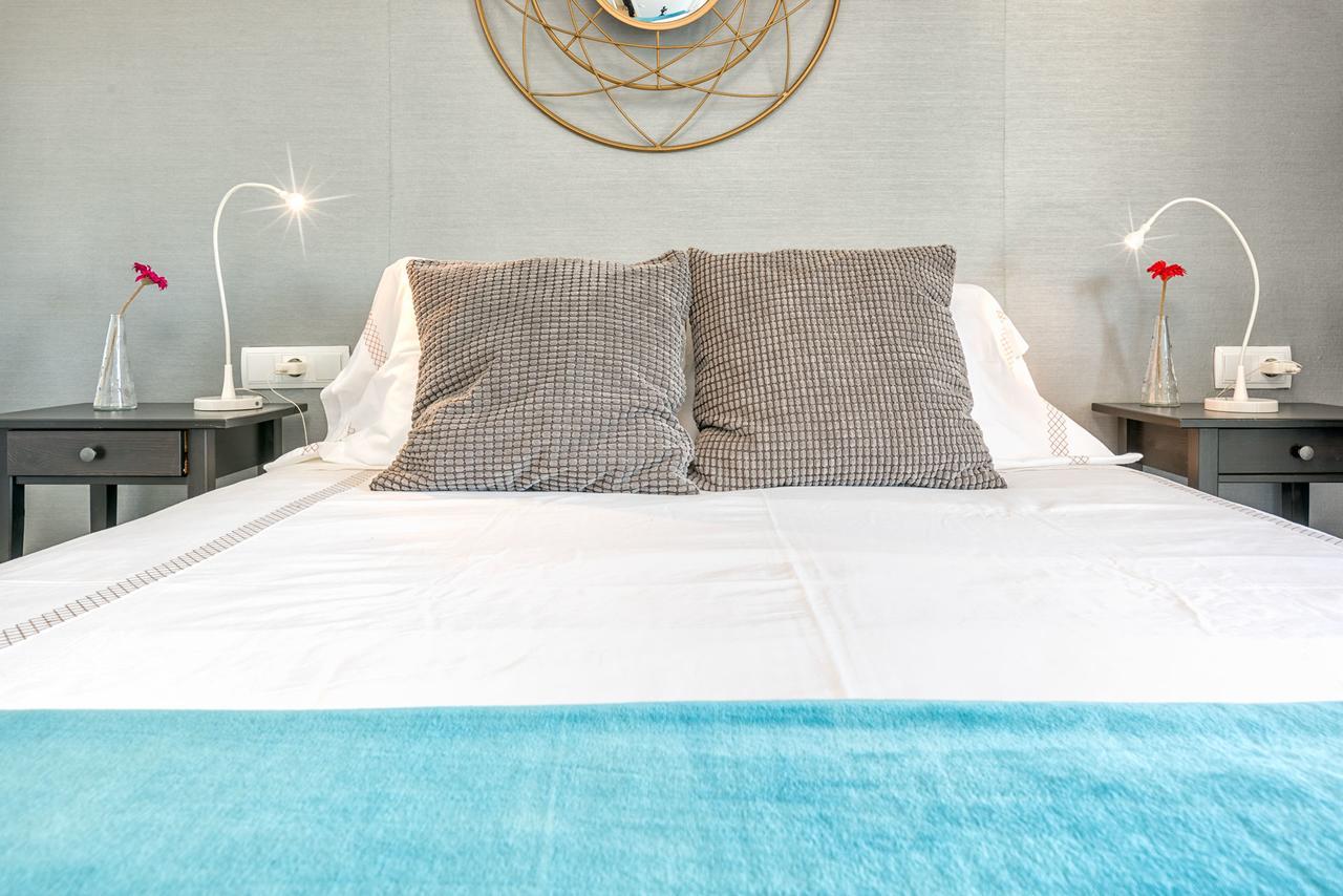 Susana Beach Apartment In Malaga By Solaga Holiday Homes Extérieur photo